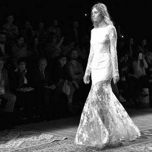 NEW Houghton Wilkinson Lace Gown: FIRM PRICE